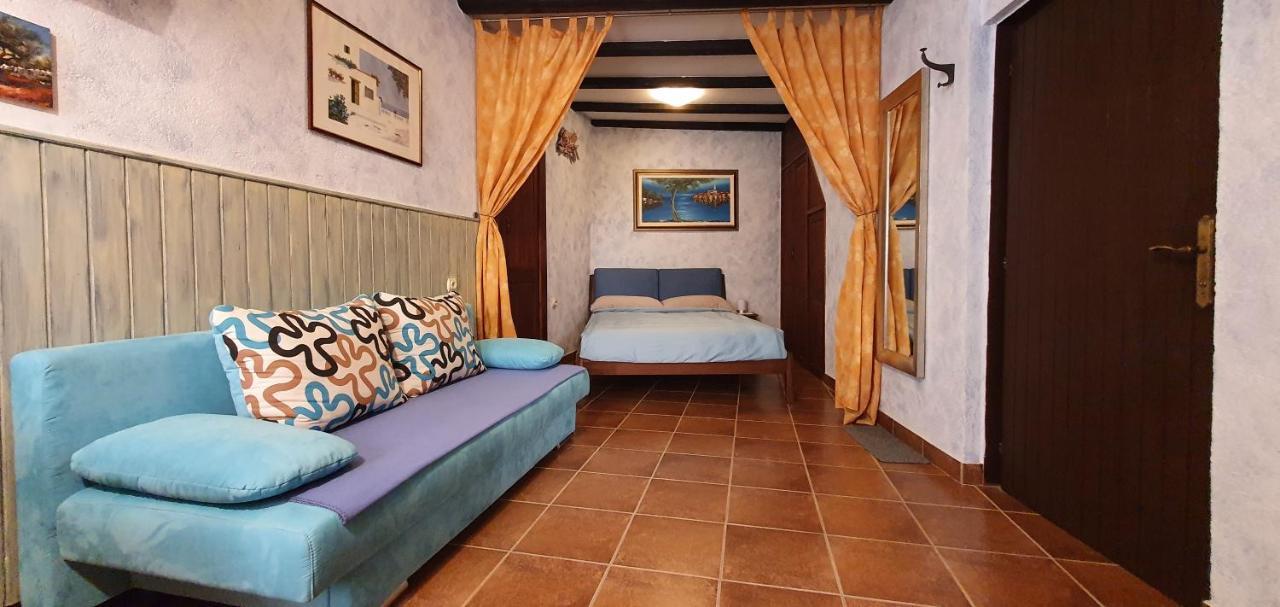 Studio Apartment Grisia Rovinj Eksteriør bilde